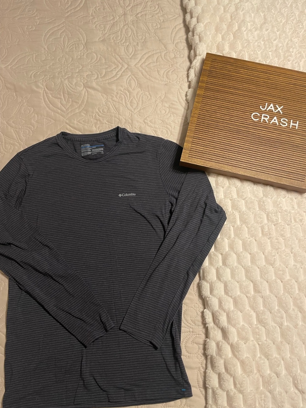 Columbia Men’s Long-Sleeve Crew Shirt — Dark Gray Stripe